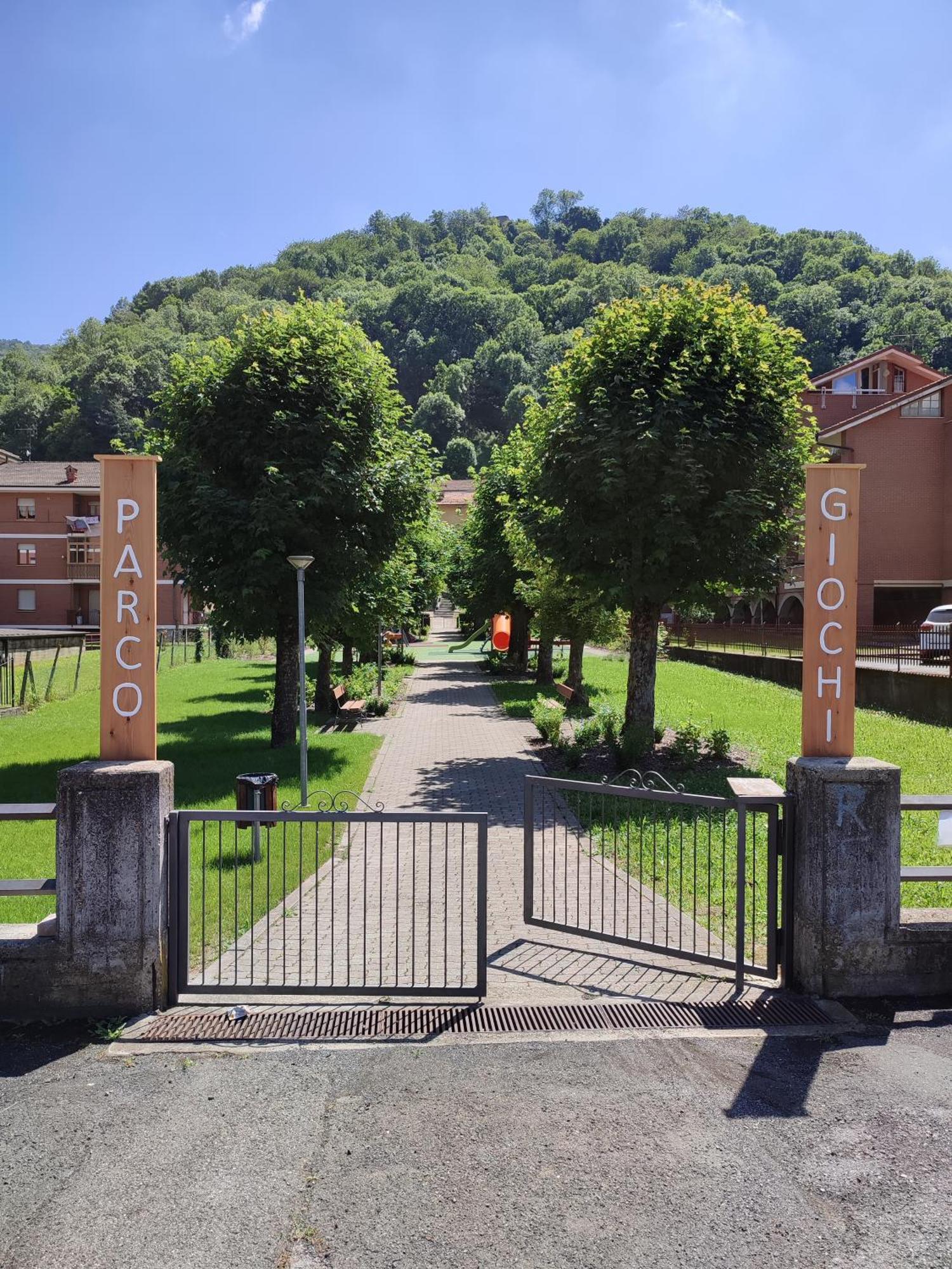 Вілла Salita Al Castello Rossana Номер фото